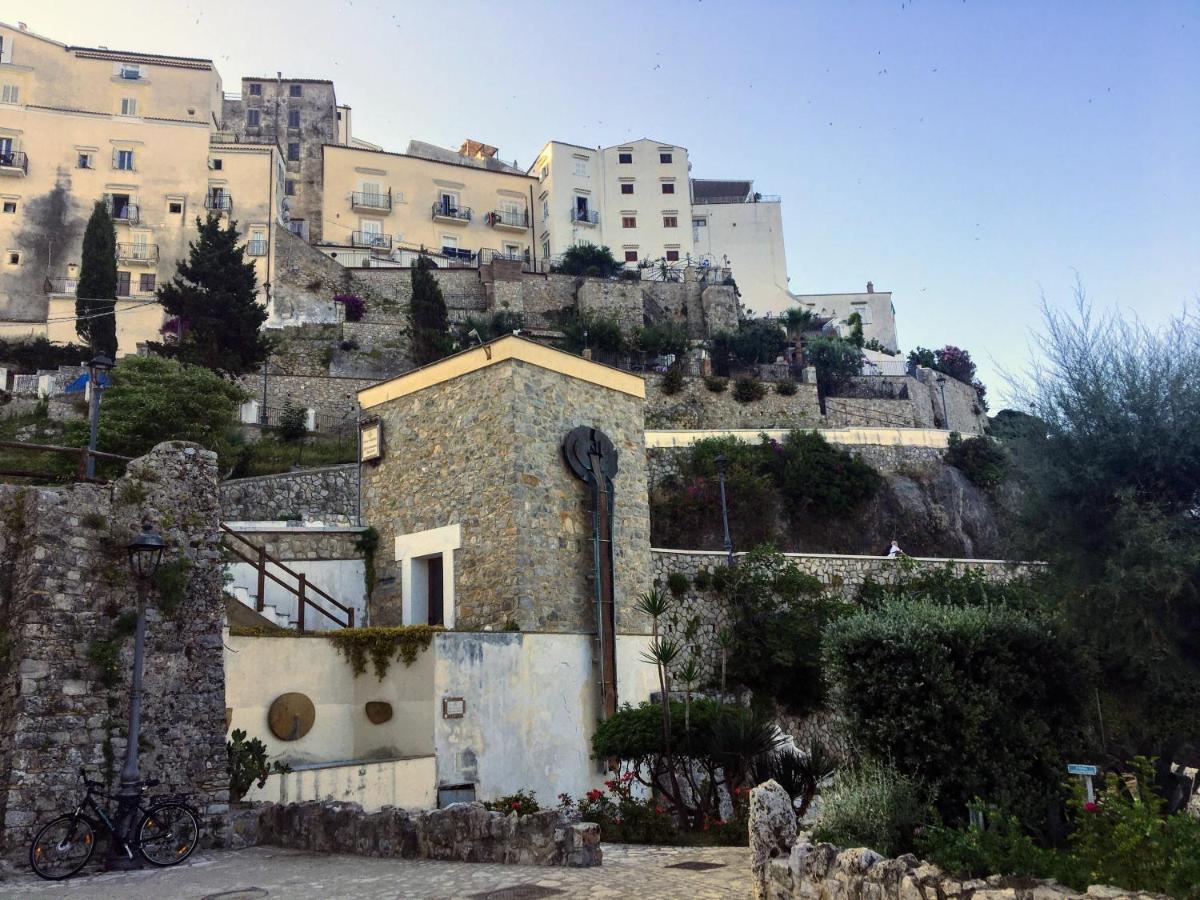 Casolare Country House Sperlonga Exterior foto
